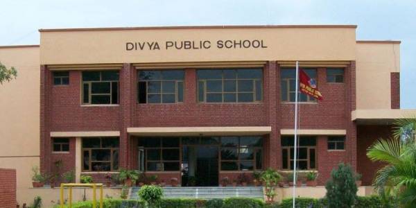 Divya Public School, sector-44 D, Chandigarh