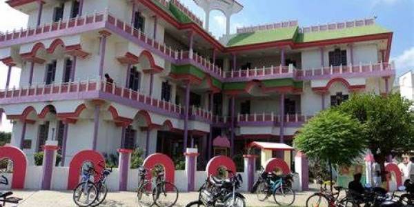 Cambridge Convent Sen Sec School, Kot ise khan, Moga
