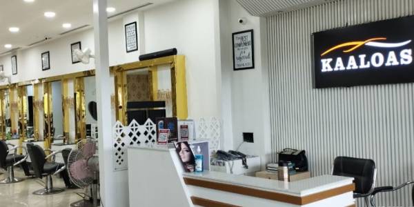 Looks Unisex Salon, Sector-9, Panchkula