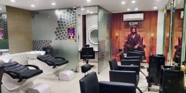 Naturals Salon, LIG colony, Sector-31, Gurgaon