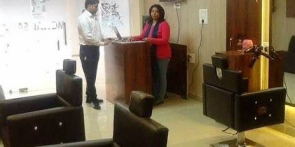 Monalisa Salon, VIP road, Zirakpur