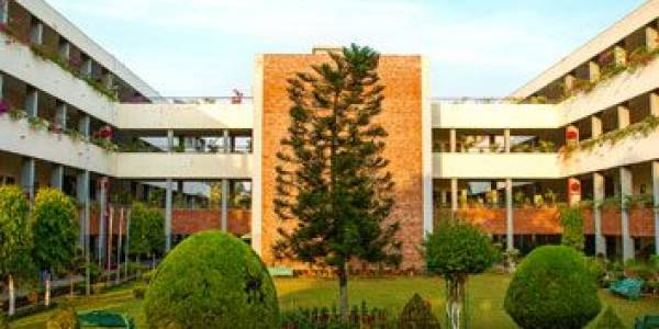 Saint Kabir Public School, Sector-26, Chandigarh