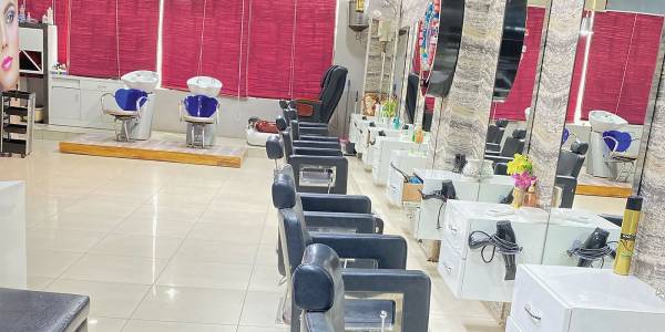 Tanya Beauty Salon, Kotla road, Jalandhar