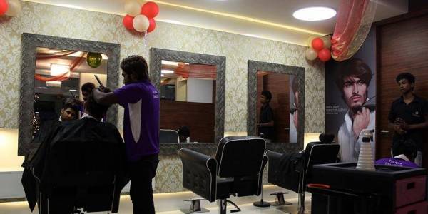 Tangles Unisex Salon, sector-14 market, Gurgaon
