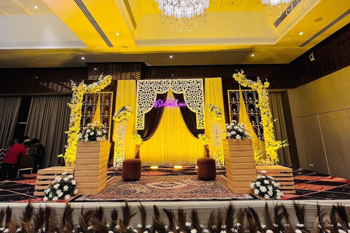 Buzz Planners, Chandigarh road,Zirakpur