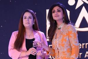 ASEES SALON - Best Bridal Makeup Artist, ghaziabad