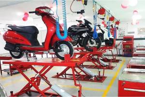 K.G.N Two Wheeler Service Centre Workshop, Mumbai