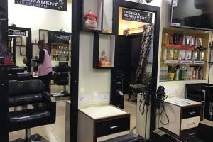 Raju Beauty Salon