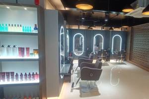 Loreal Unisex Saloon