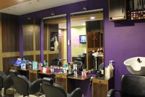 MOHMMADS HAIR ART A Unisex Beauty Salon