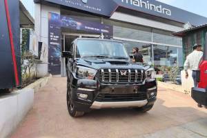 Commercial Motors (Dehradun)