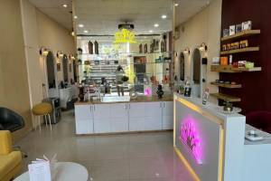 Haplooks Unisex Salon