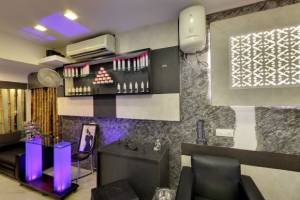 Nykaa Hair Studio Family Salon
