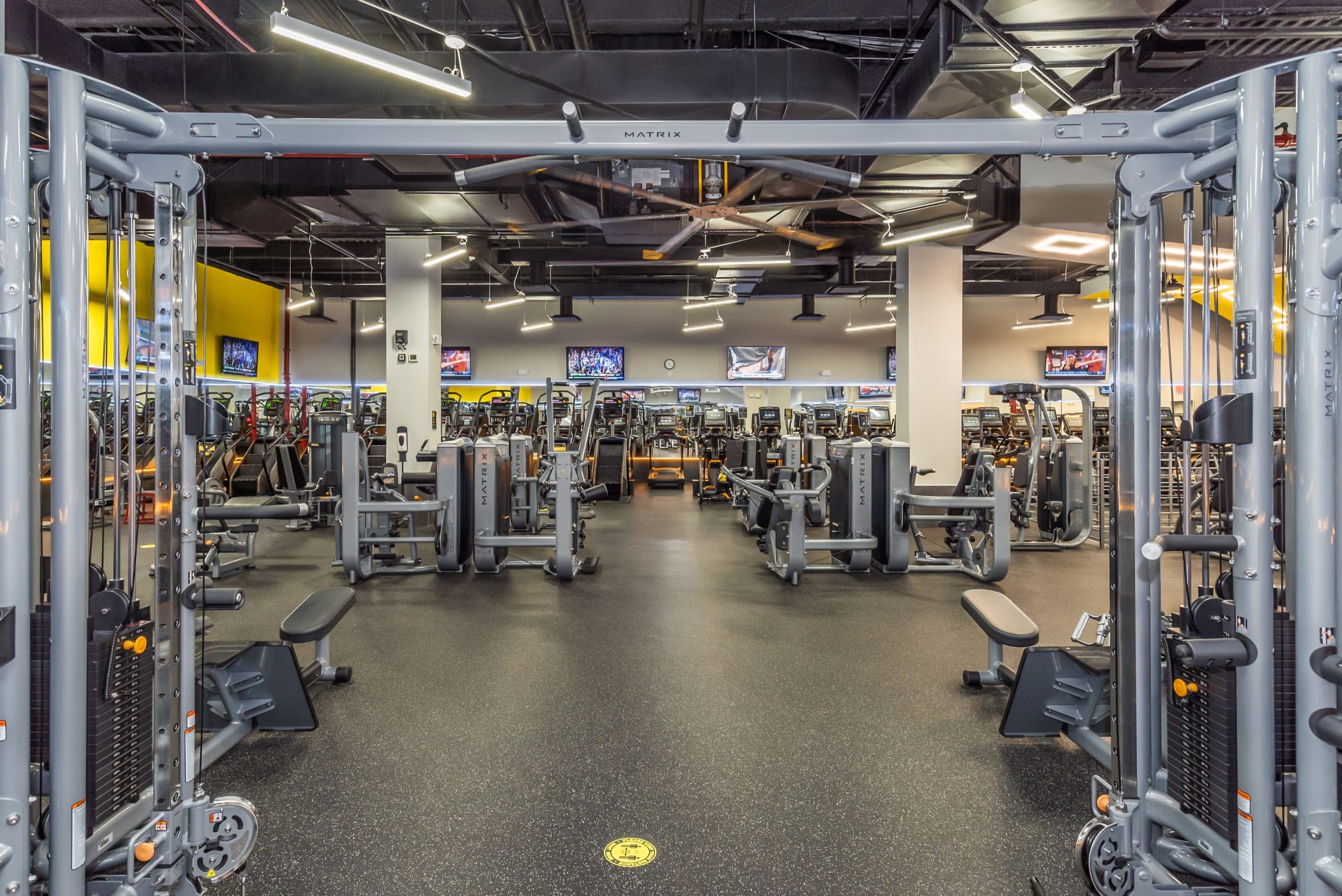 Evershine Fitness logo