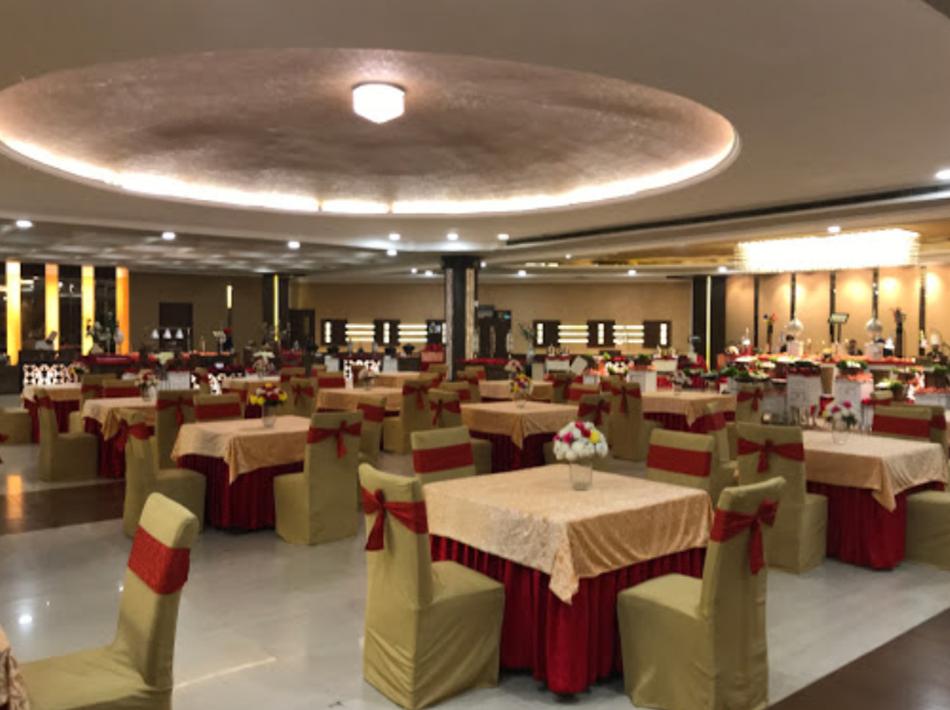 The Grand Nimantran, Dhakoli, Zirakpur