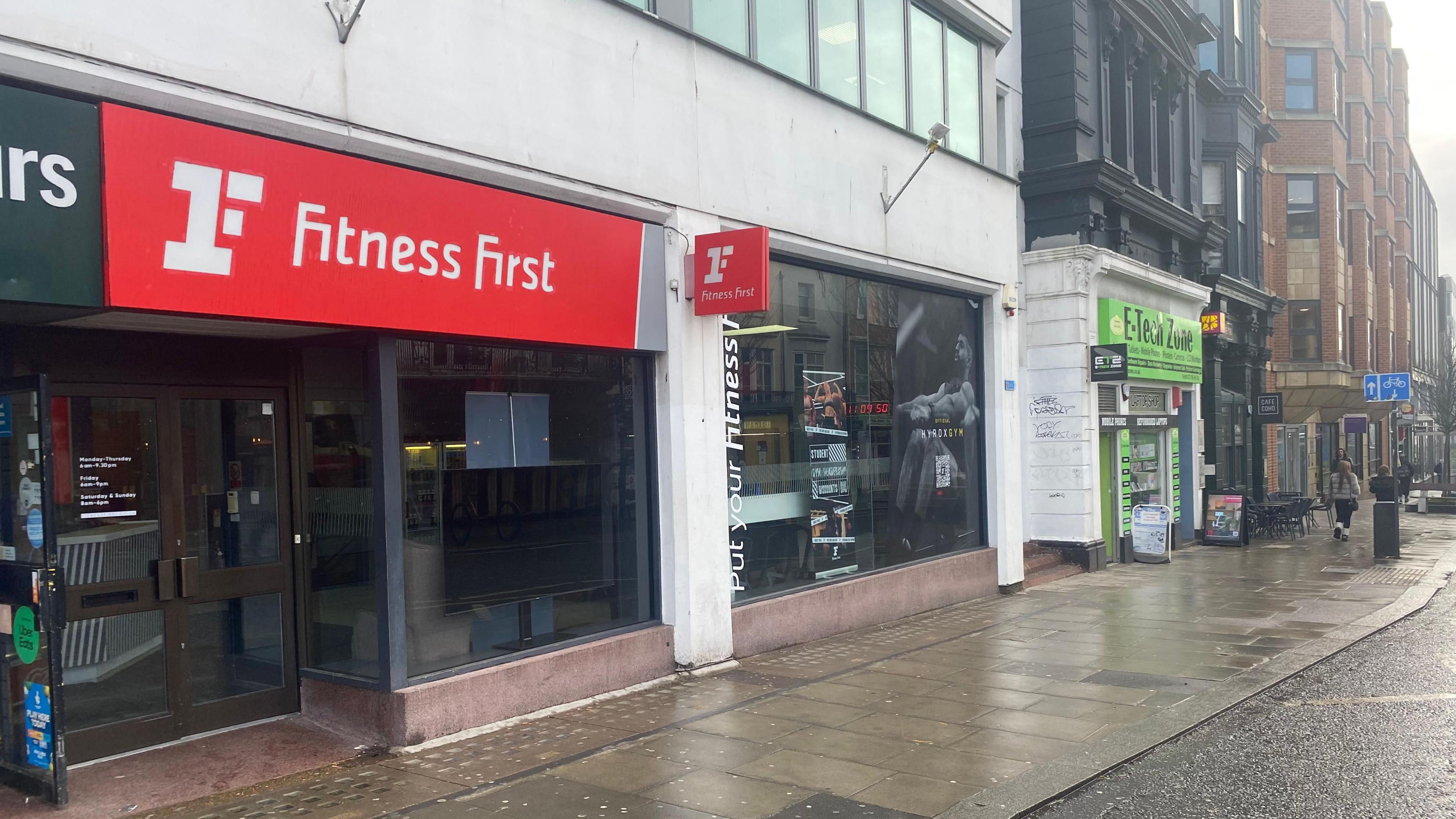 Fitness First Gym and Slimming Centre logo