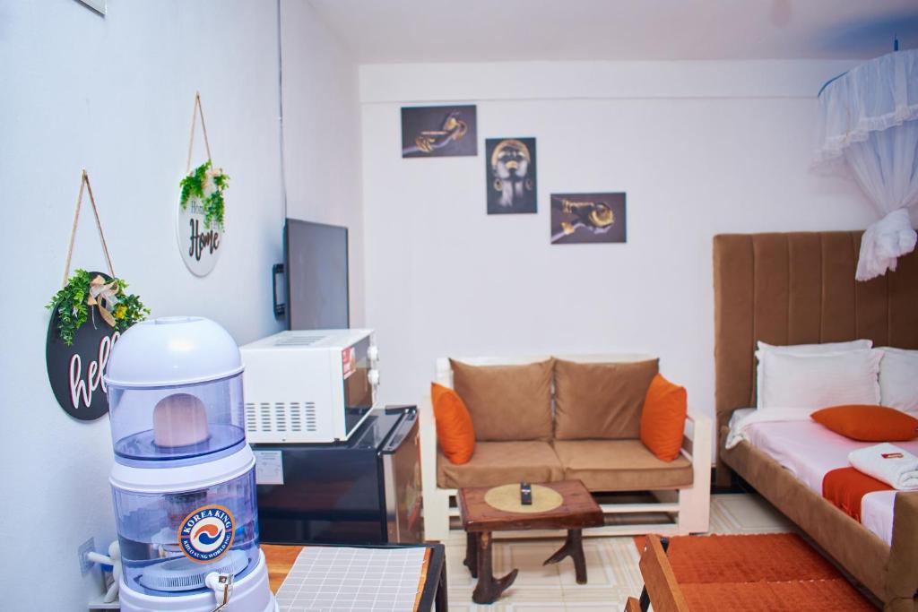 Skylar Homes, Zirakpur logo