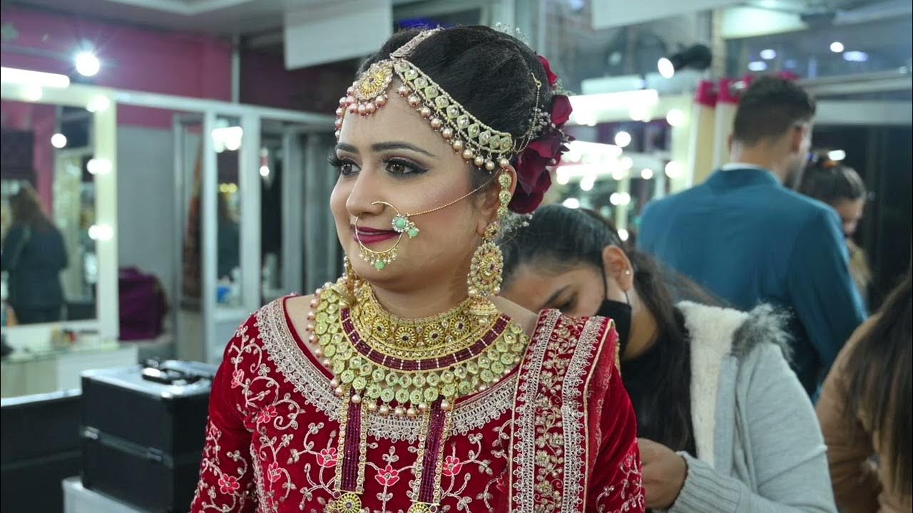 Sunaina Beauty Parlour logo