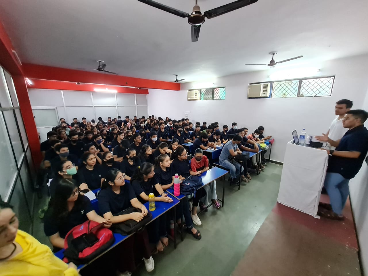 Vidyamandir Classes Coaching Center