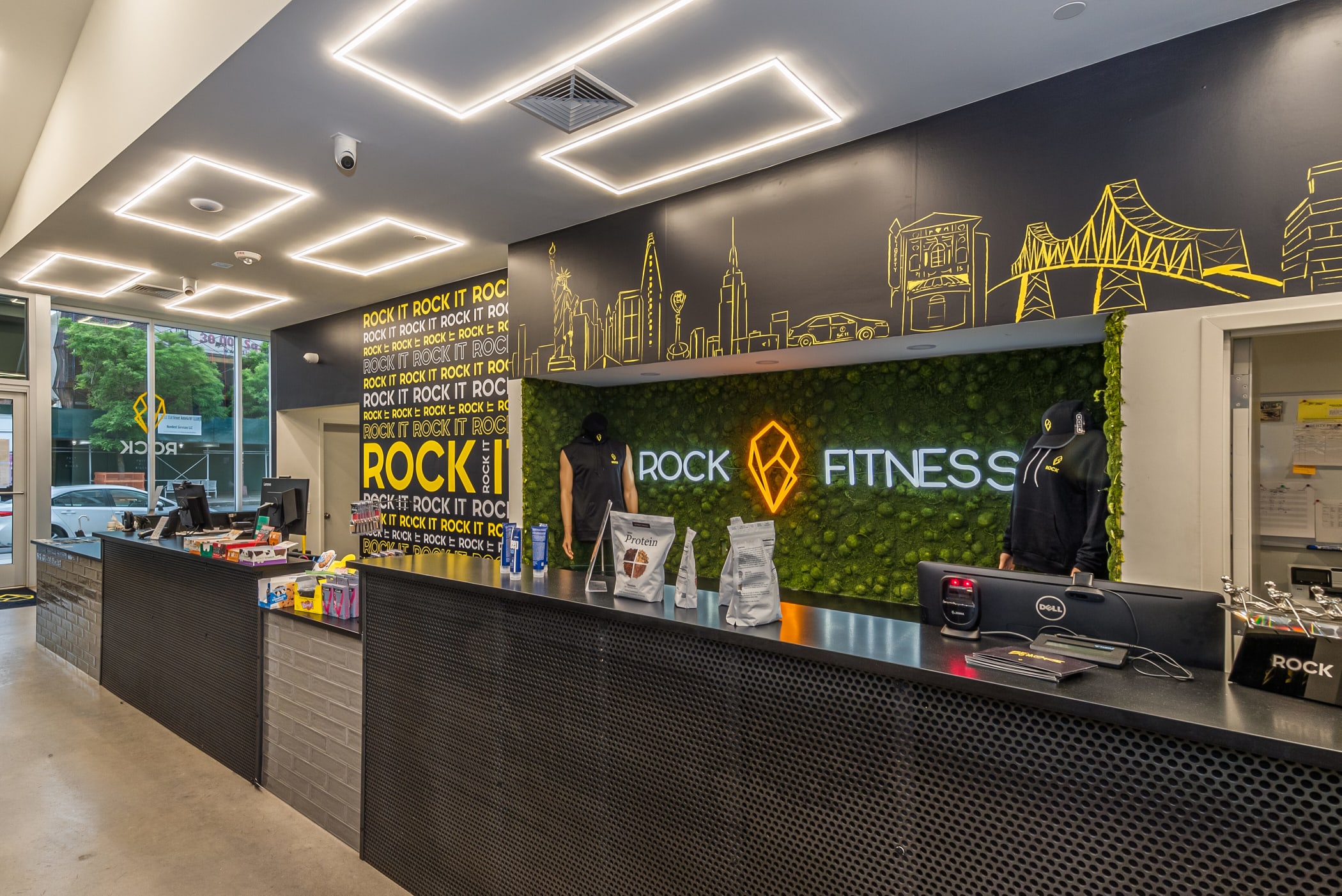 Rock Gym And Supplements logo