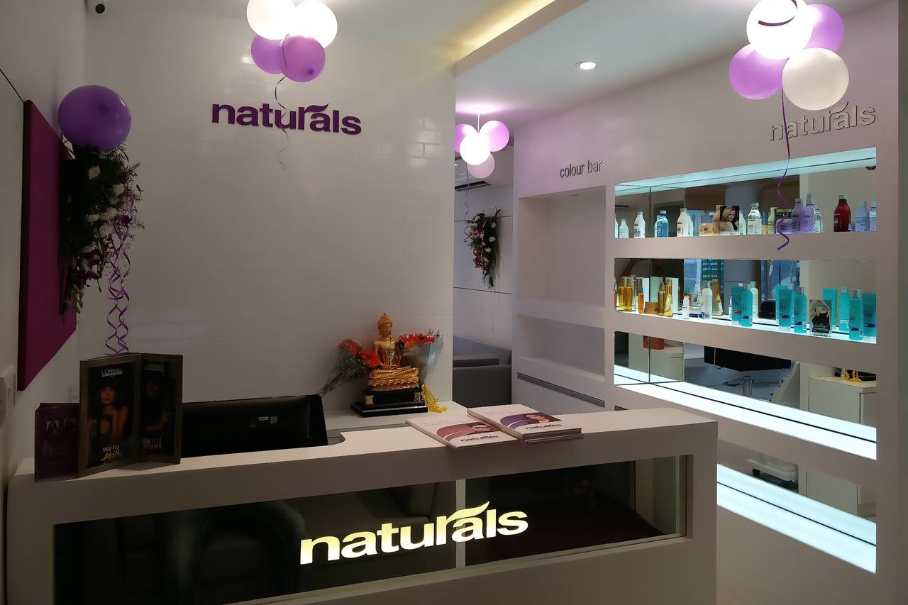 Naturals Salon, Gurugram