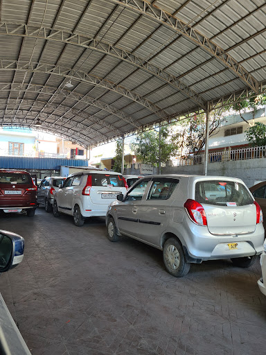 Commercial Motors (Dehradun)