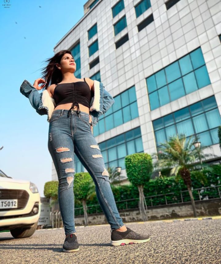 Kavy, Delhi