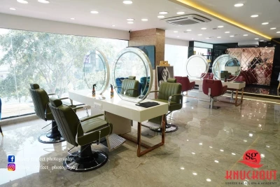Knuckout Unisex Salon & Academy