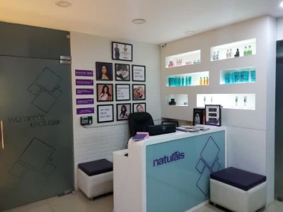 Naturals Salon