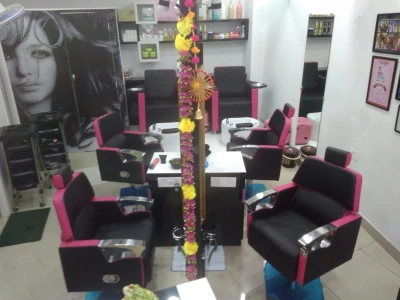 High End Salon, Patel marg, Patel nagar3, Ghaziabad, UP