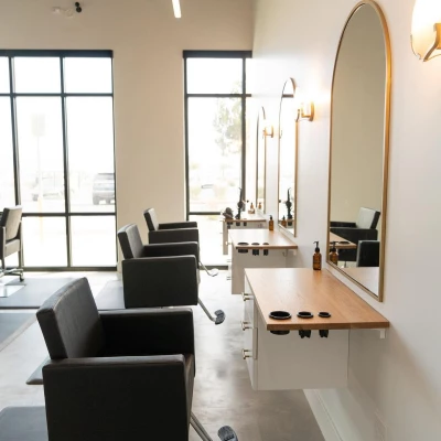 Vibes Salon, Kolkata