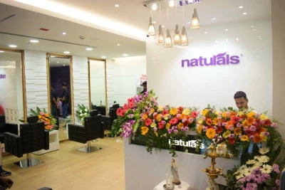Natural Salon