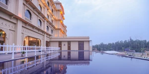 Houston hotel, ambala logo