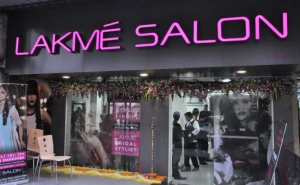 Lakme Salon logo