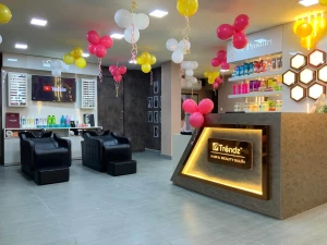 Hair Trendz Salon & Academy logo