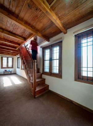 Architect Suri & Associates logo