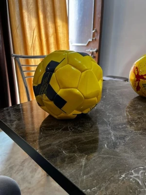 Kaviya Overseas Leather Shooting Ball