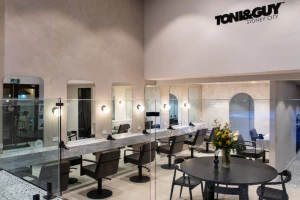Toni and Guy Salon logo