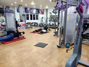 R-Zone Fitness Centre logo