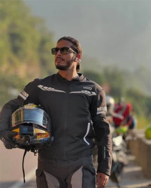 Prabhjot Singh, Delhi