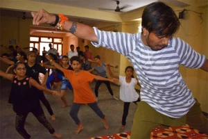 Yash Dance Academy logo