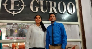 The English Guroo, Gurgaon logo