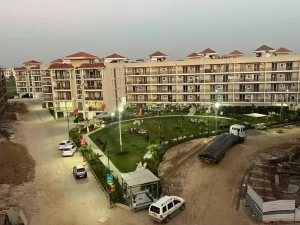 Manveer Property logo