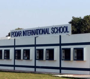 Podar International School, Suchi Pind, Jalandhar logo