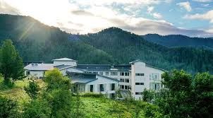 Welcome hotel by ITC | 5-star hotel in Shimla | Best hotel in Shimla