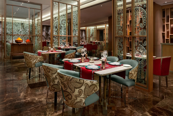 Dilli 32, Restaurant