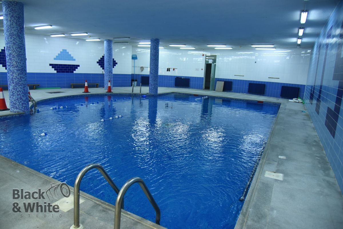 Swimming POOL BWS