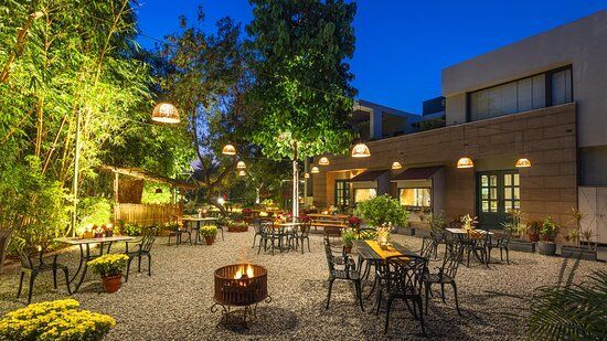 Under the Neem Restaurant