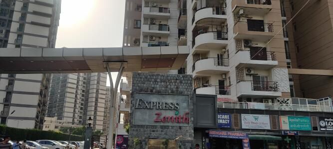 Express Zenith Tower A