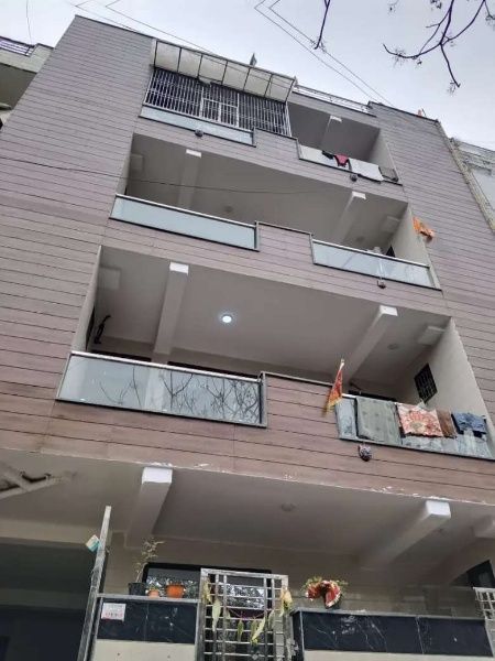 1 BHK Flat for Sale in DLF Dilshad Ext-2 – 450 sq. ft, Prime Location!"